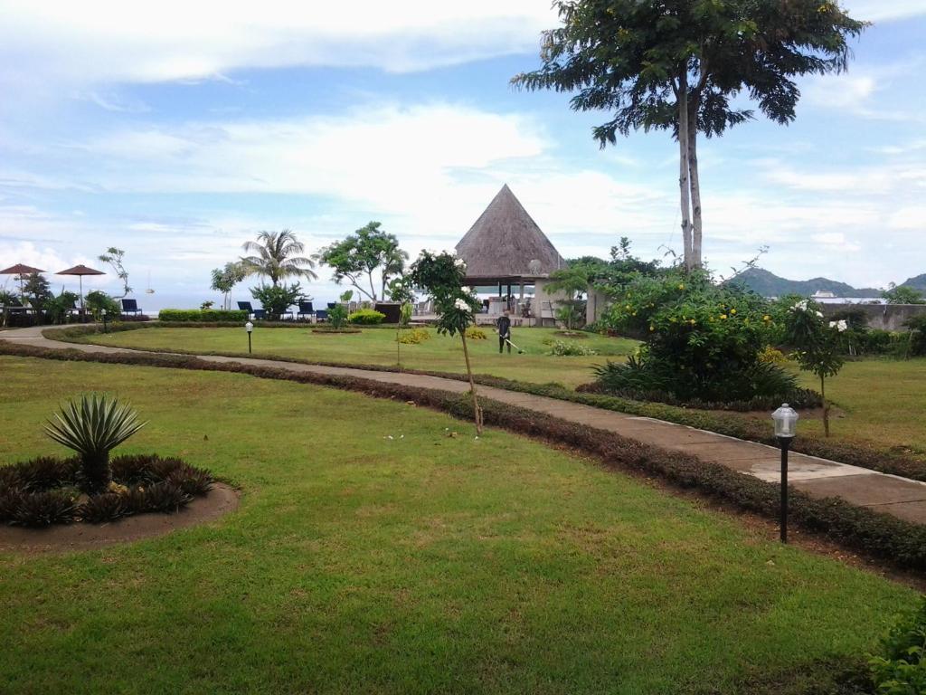 Luwansa Beach Hotel Labuan Bajo Pokoj fotografie