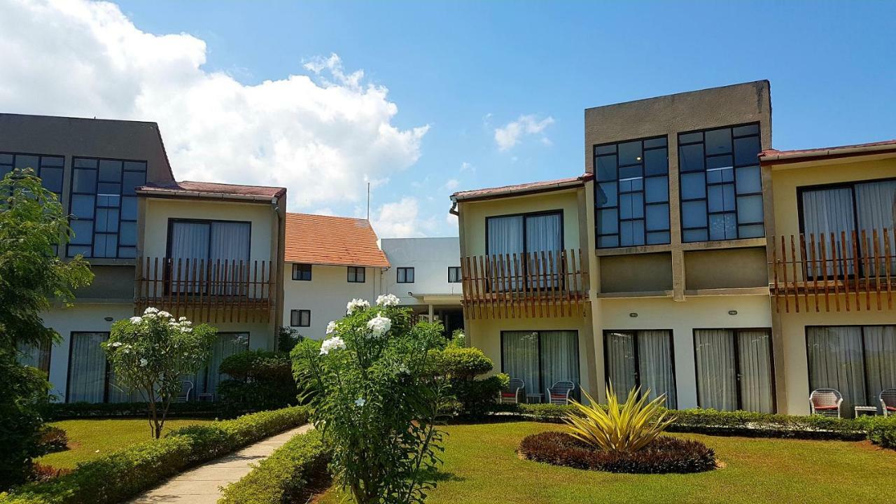 Luwansa Beach Hotel Labuan Bajo Exteriér fotografie